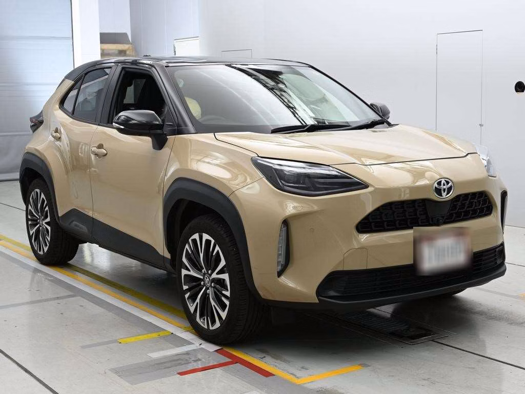 TOYOTA YARIS CROSS