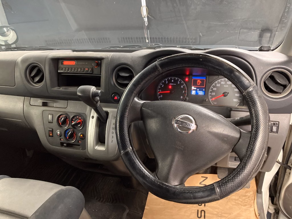 NISSAN NV350 CARAVAN