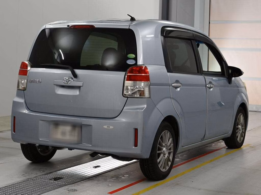 TOYOTA SPADE