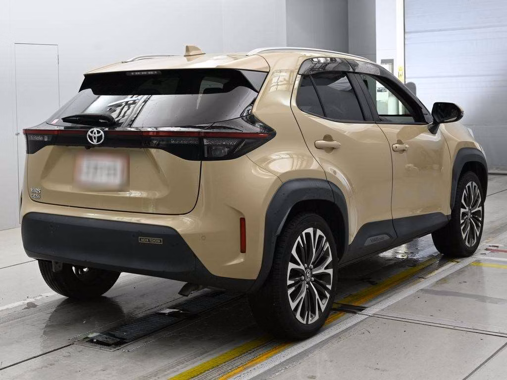TOYOTA YARIS CROSS