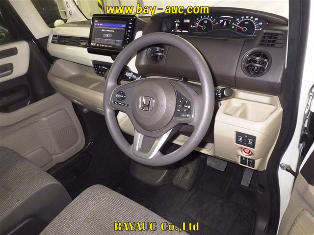 HONDA N-BOX
