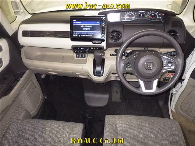 HONDA N-BOX
