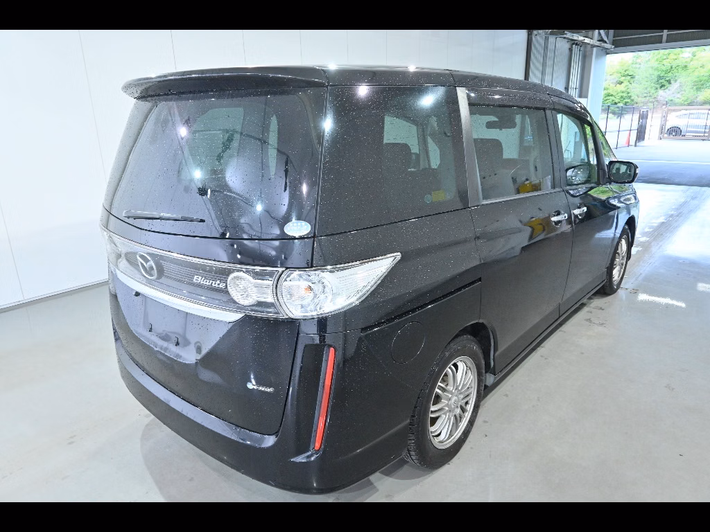 MAZDA BIANTE