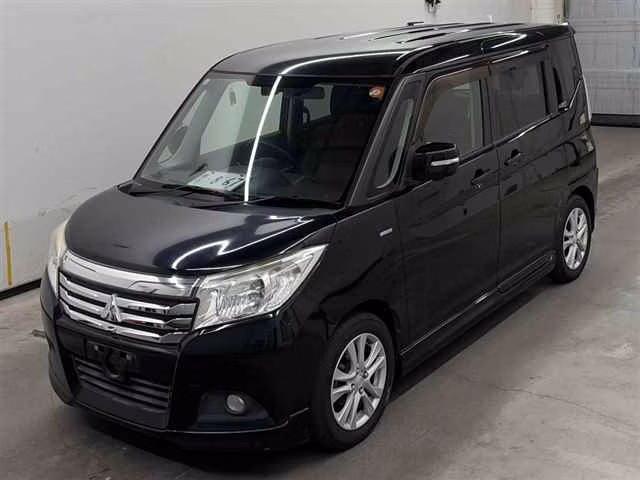 MITSUBISHI DELICA D:2