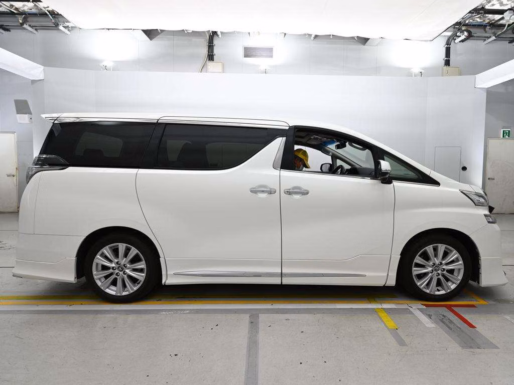 TOYOTA VELLFIRE