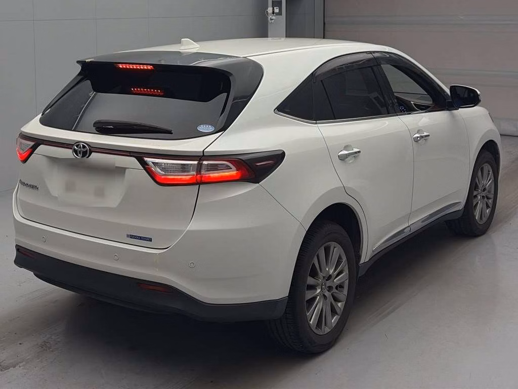 TOYOTA HARRIER