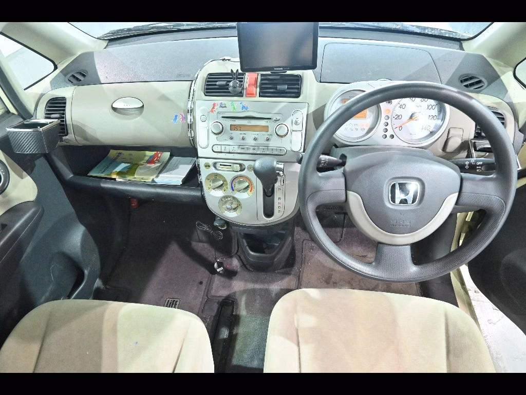 HONDA LIFE
