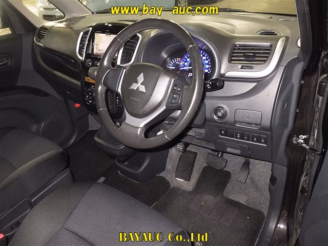 MITSUBISHI DELICA D:2