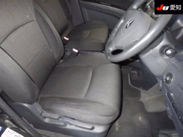 MITSUBISHI DELICA D:2