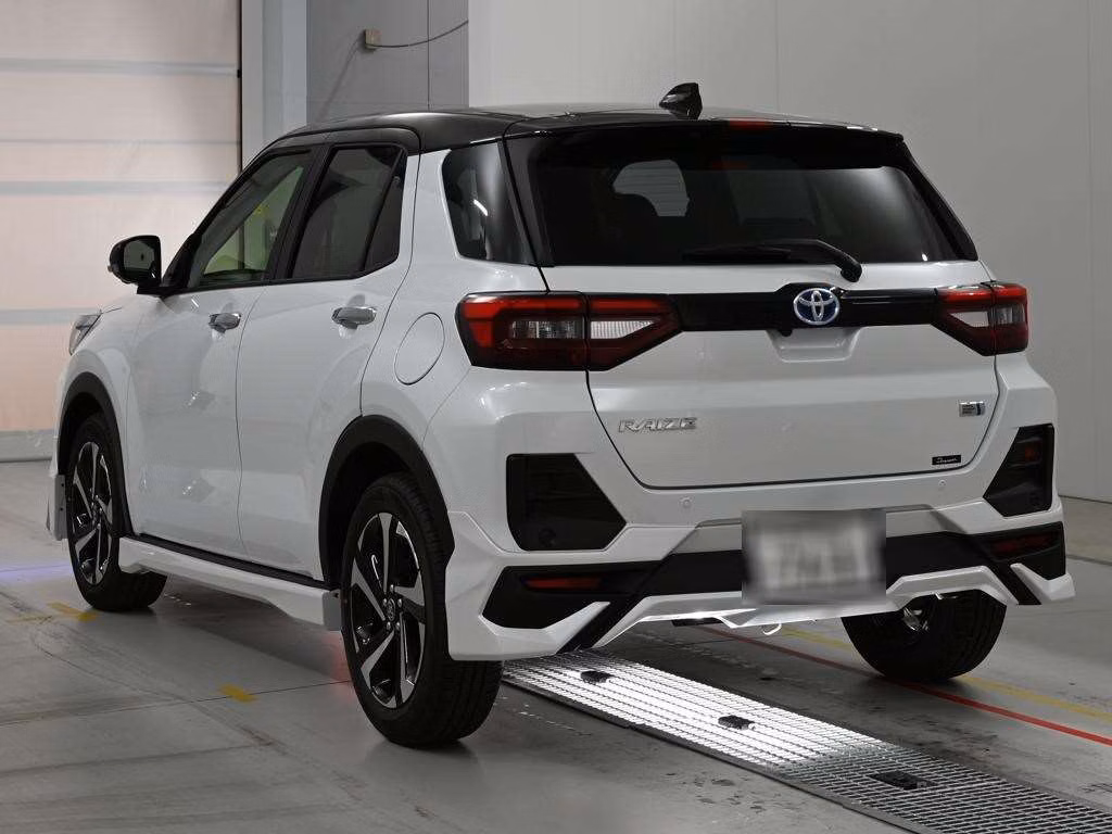 TOYOTA RAIZE