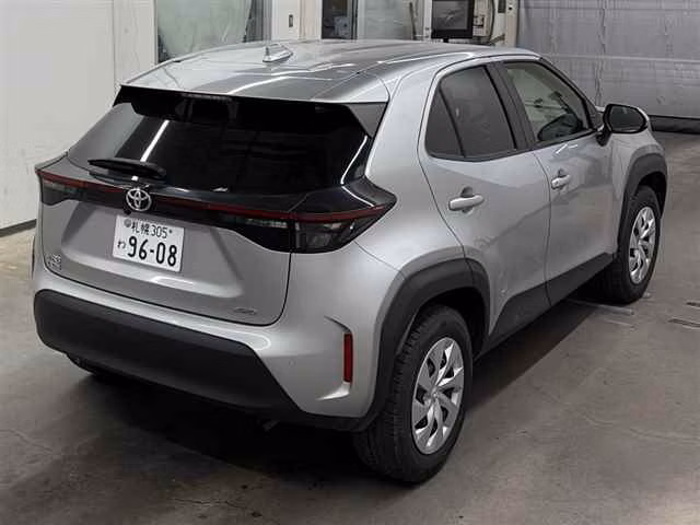 TOYOTA YARIS CROSS