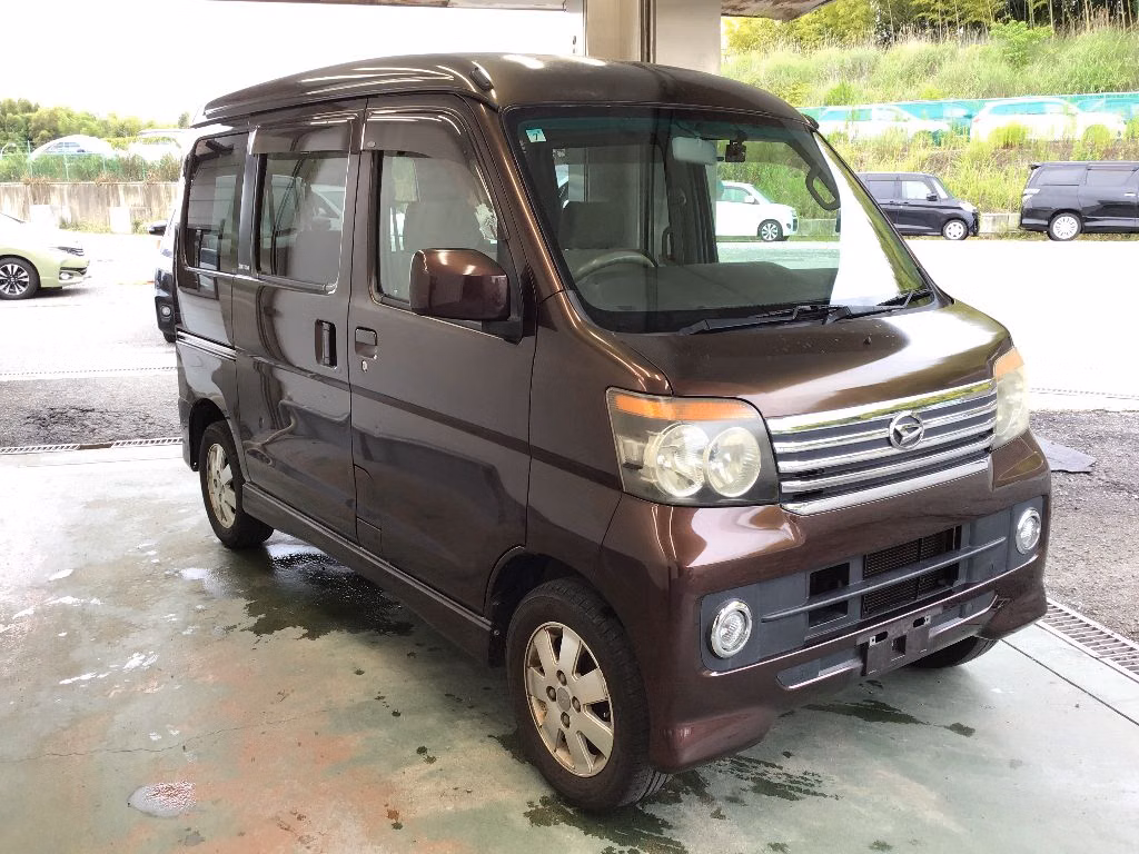 DAIHATSU ATRAI