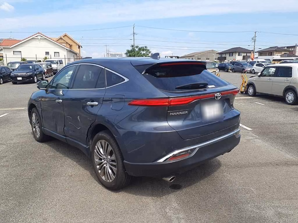 TOYOTA HARRIER