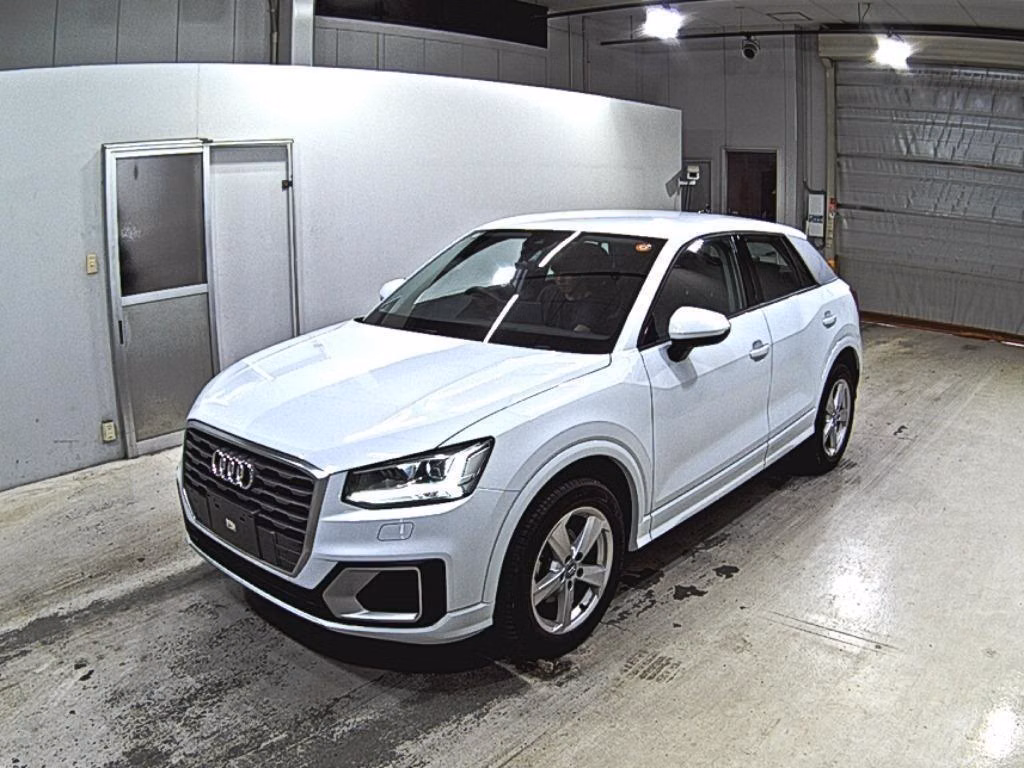 AUDI Q2