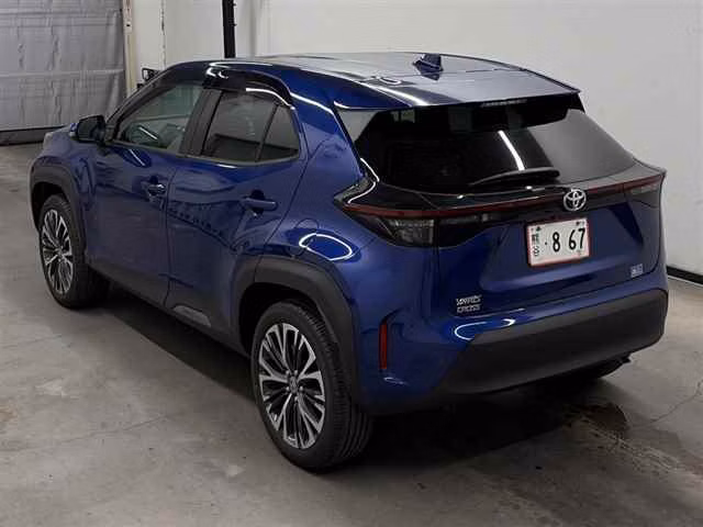 TOYOTA YARIS CROSS