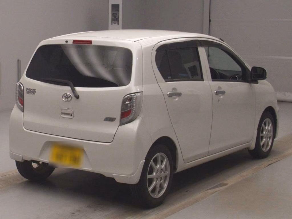 TOYOTA PIXIS EPOCH
