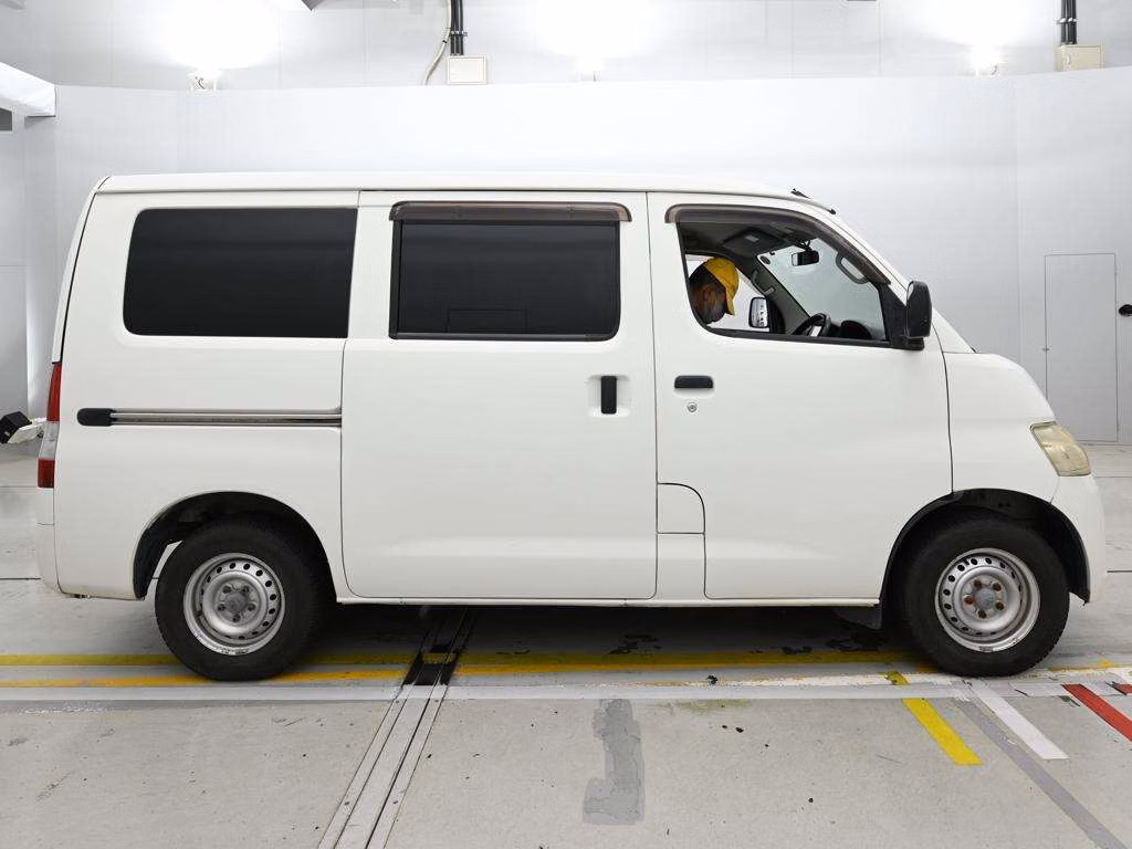 TOYOTA LITE ACE