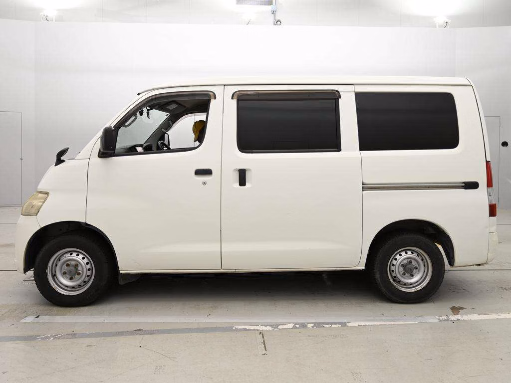 TOYOTA LITE ACE