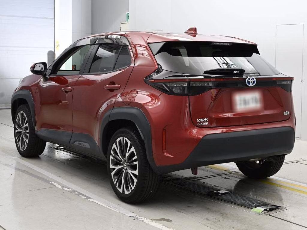 TOYOTA YARIS CROSS