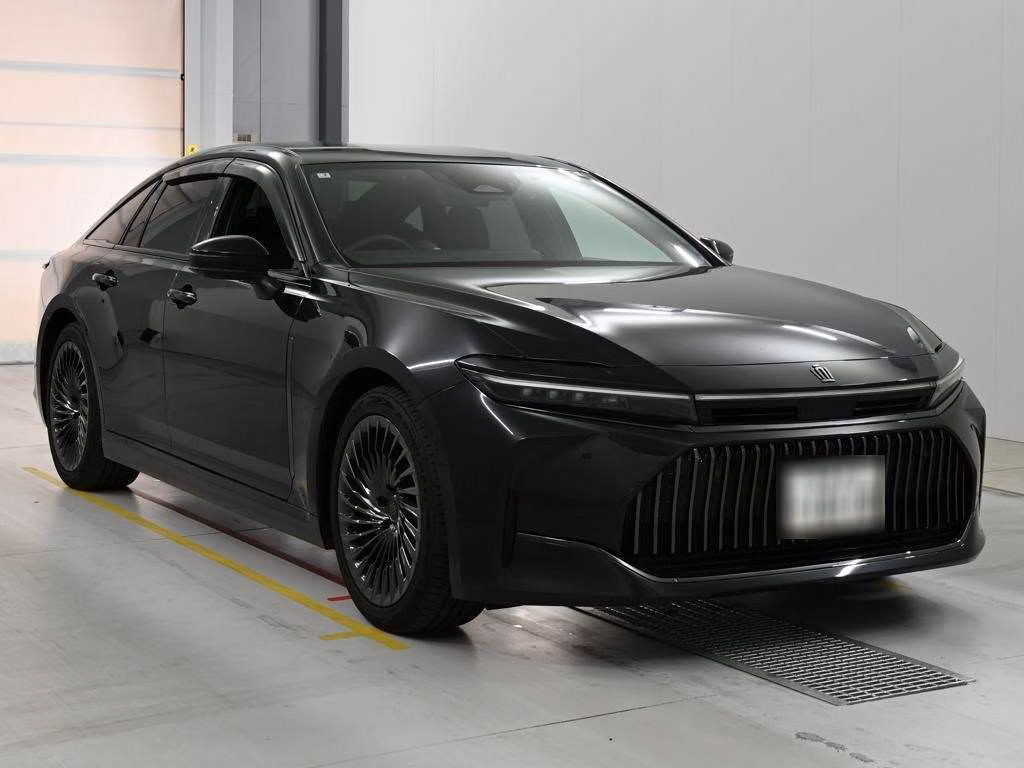 TOYOTA CROWN