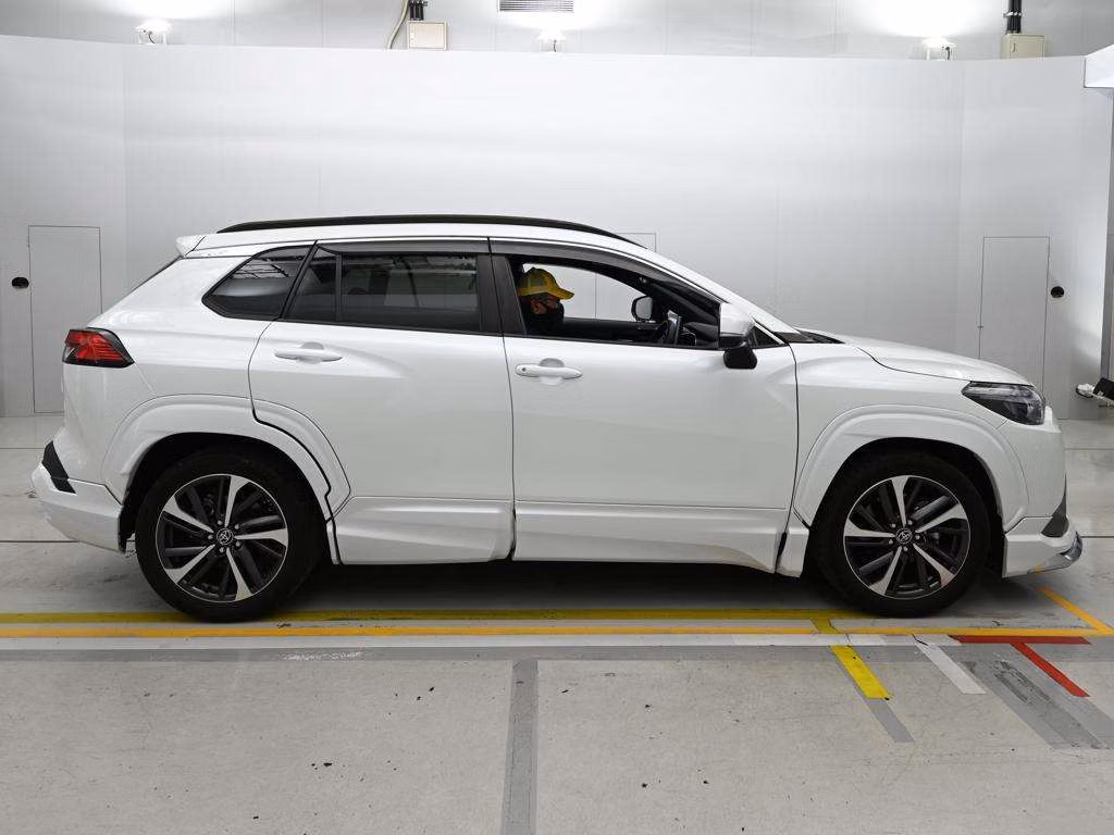 TOYOTA COROLLA CROSS