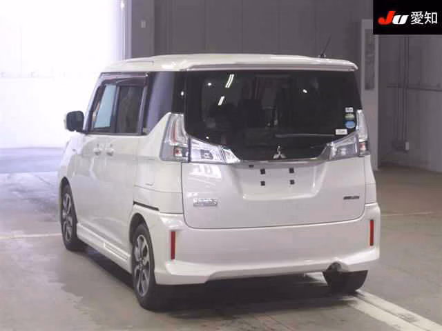 MITSUBISHI DELICA D:2