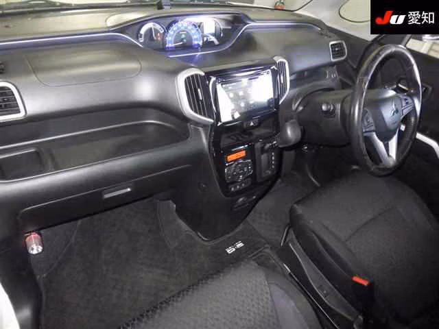 MITSUBISHI DELICA D:2