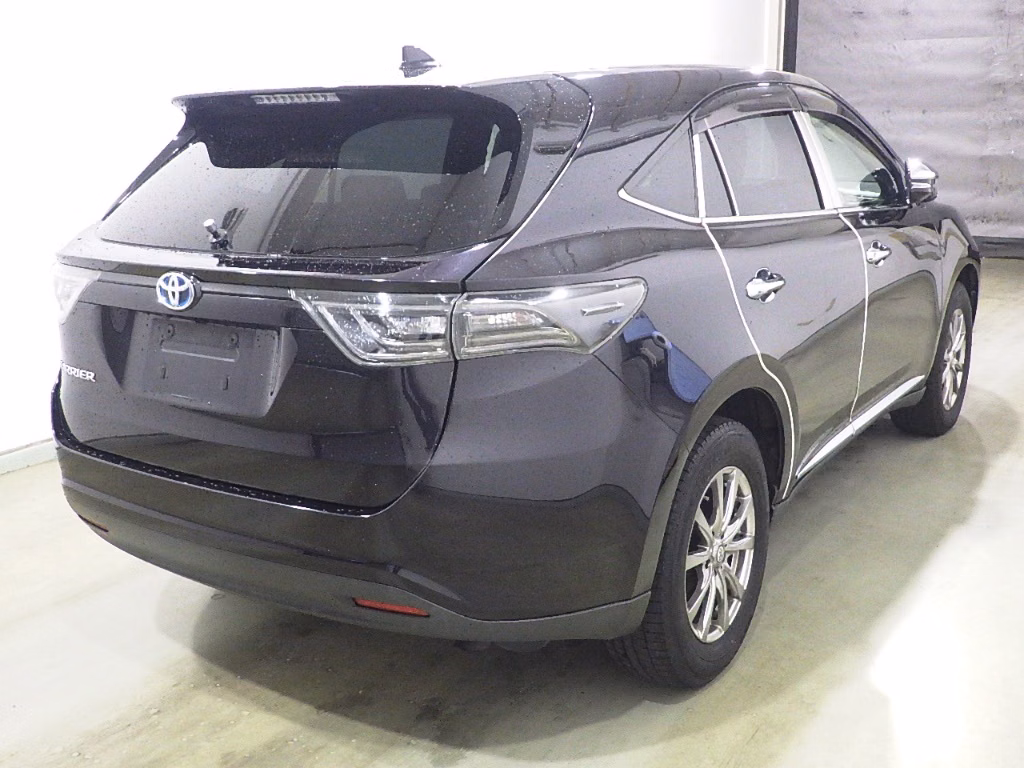 TOYOTA HARRIER