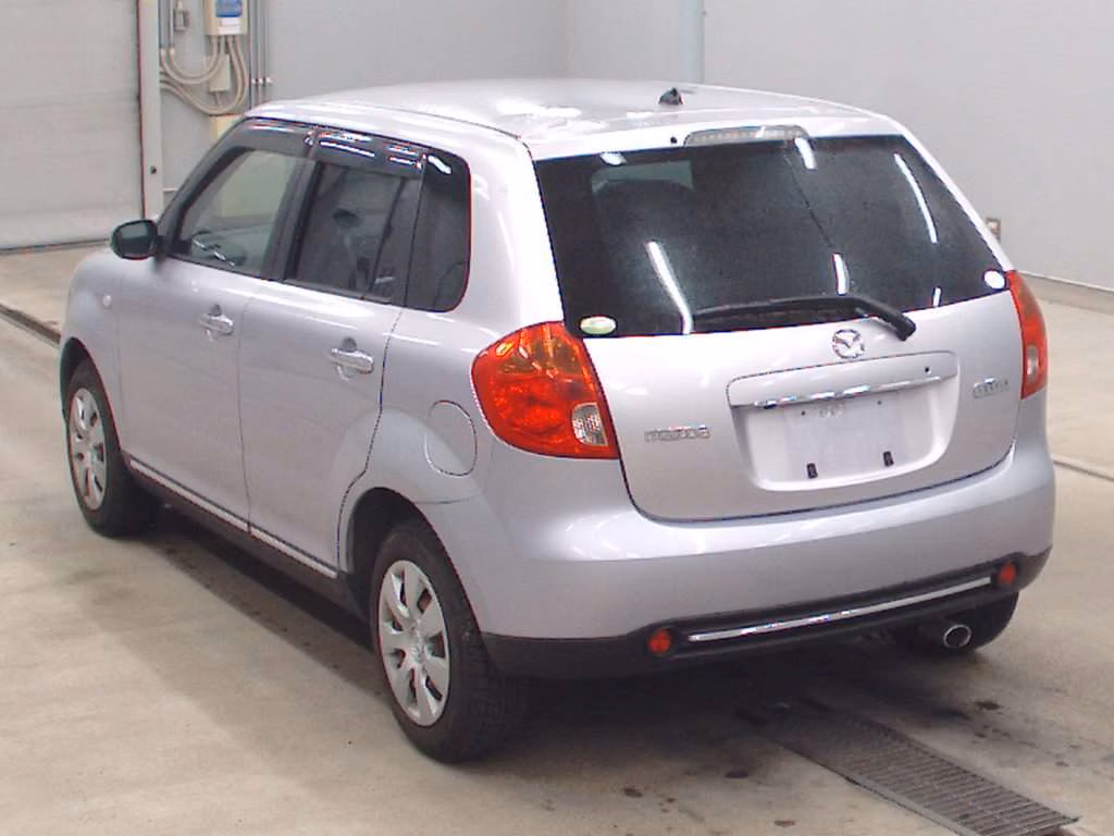 MAZDA VERISA