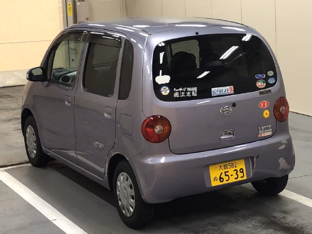 DAIHATSU MOVE LATTE