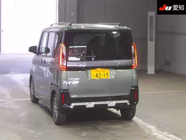 MITSUBISHI DELICA MINI