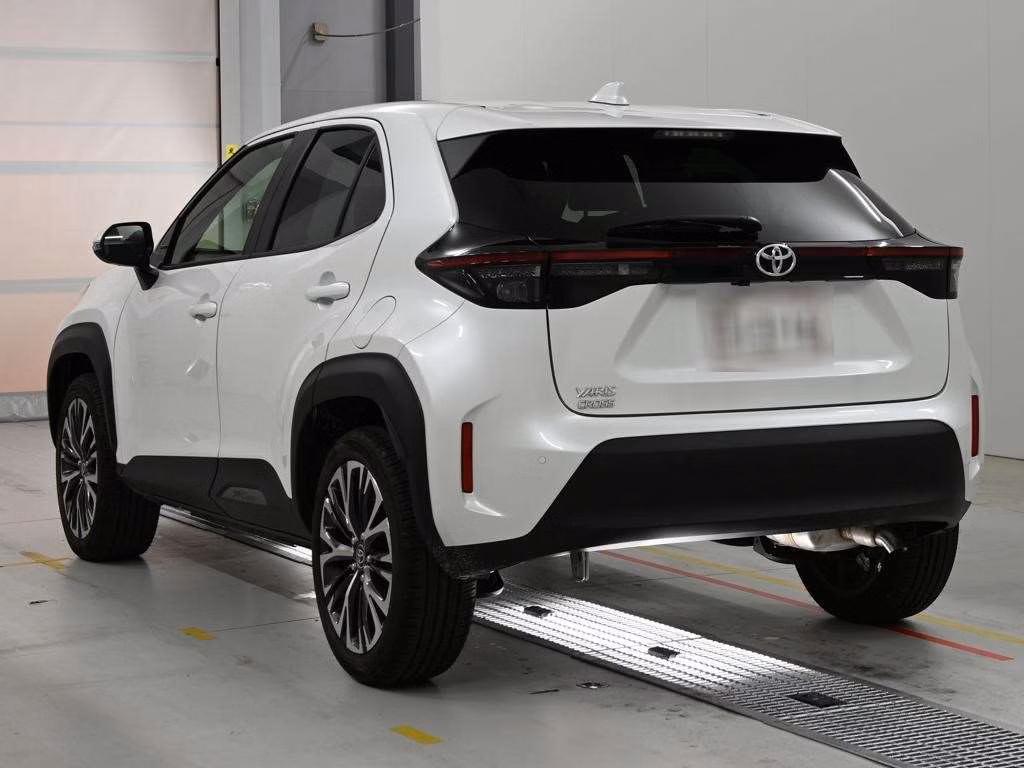 TOYOTA YARIS CROSS