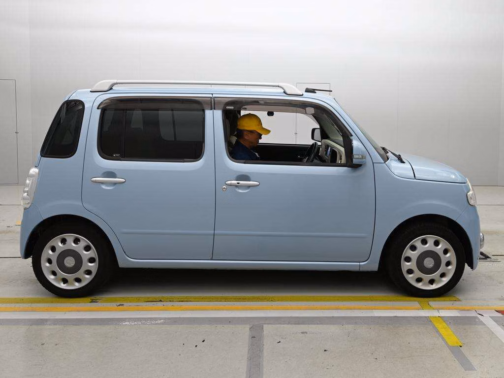 DAIHATSU MIRA COCOA