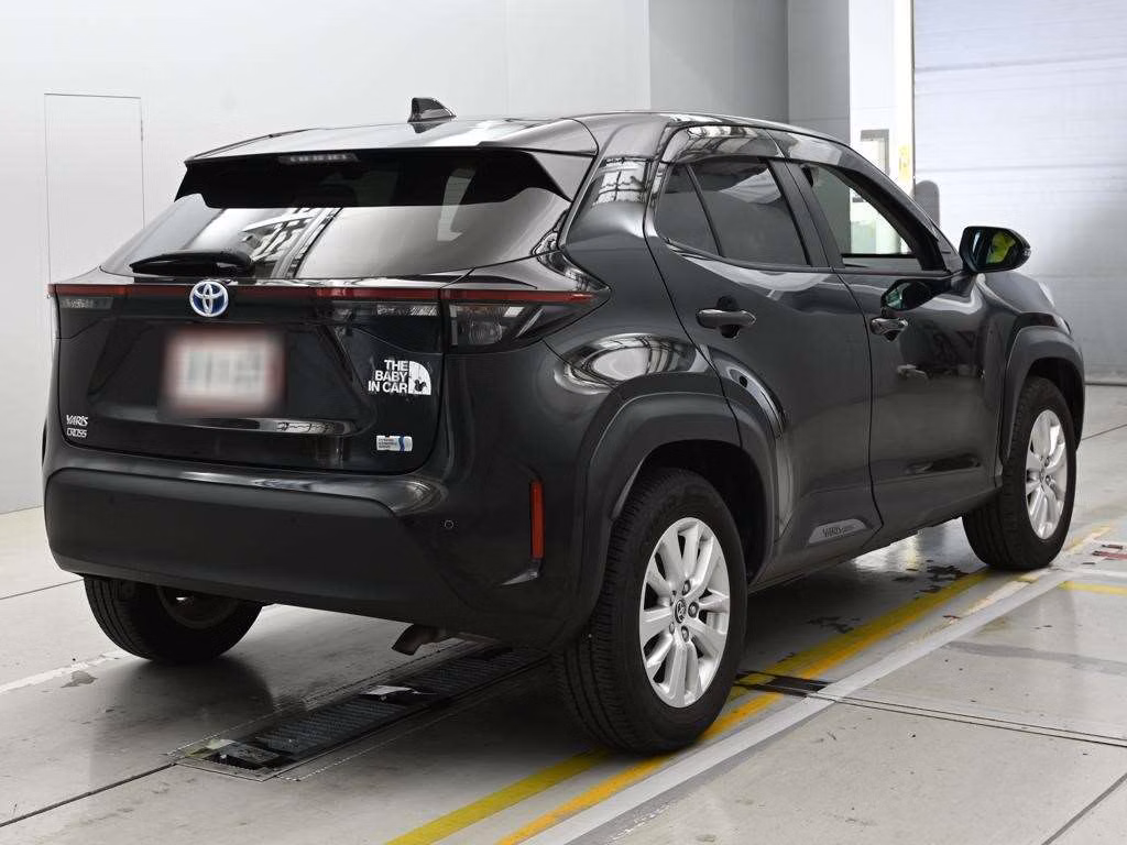 TOYOTA YARIS CROSS
