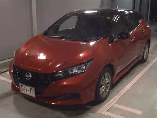 NISSAN LEAF