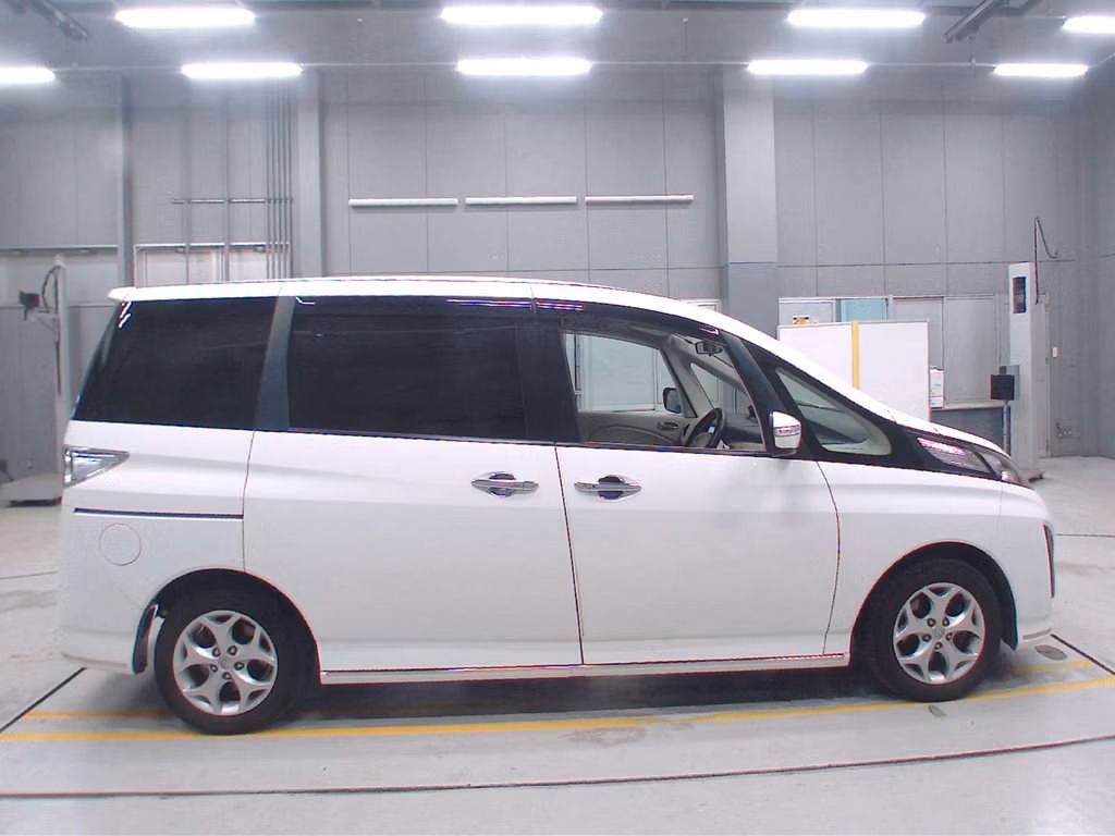 MAZDA BIANTE