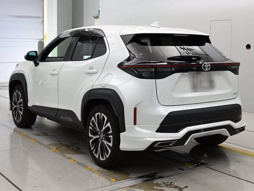 TOYOTA YARIS CROSS