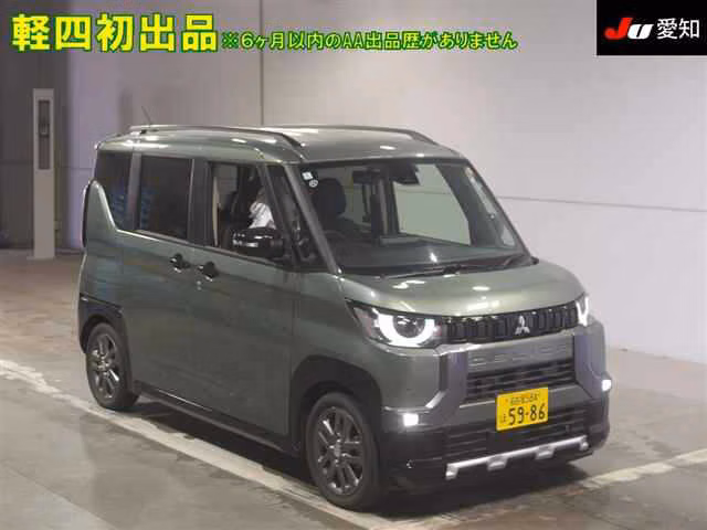 MITSUBISHI DELICA MINI