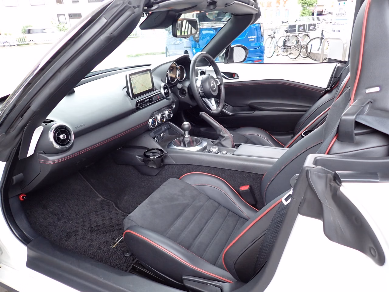 MAZDA MX-5