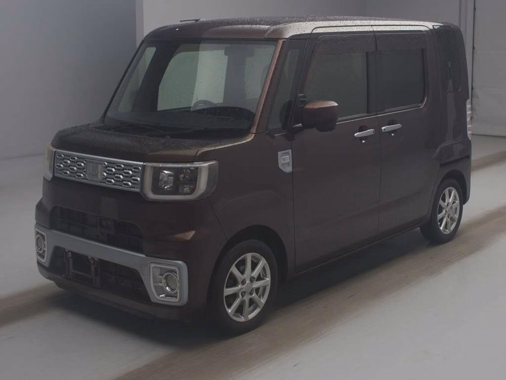 DAIHATSU WAKE