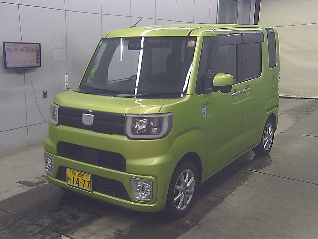 DAIHATSU WAKE