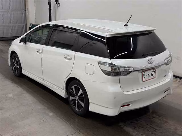 TOYOTA WISH