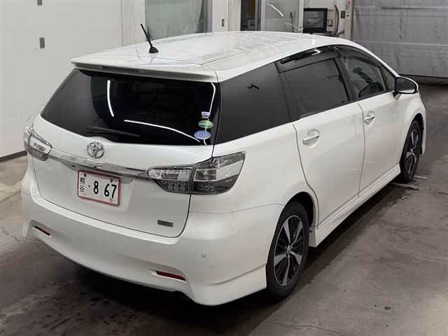 TOYOTA WISH