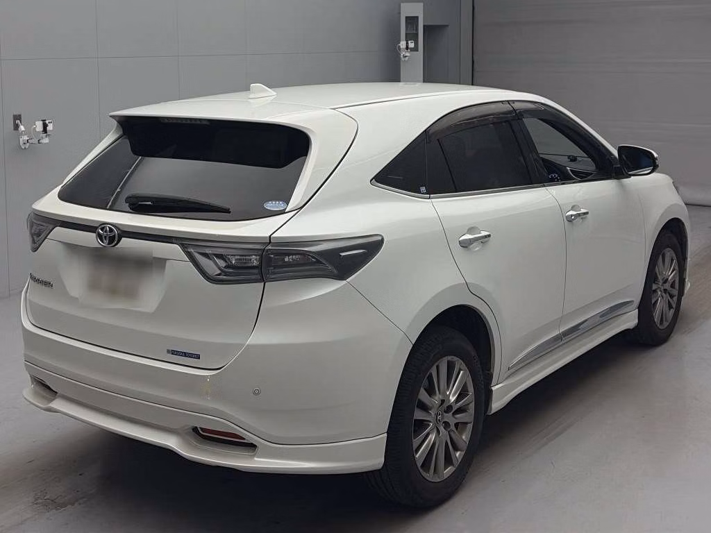 TOYOTA HARRIER