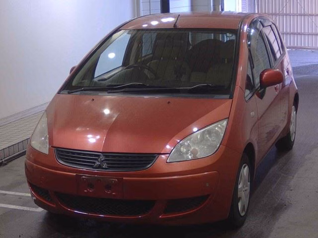 MITSUBISHI COLT