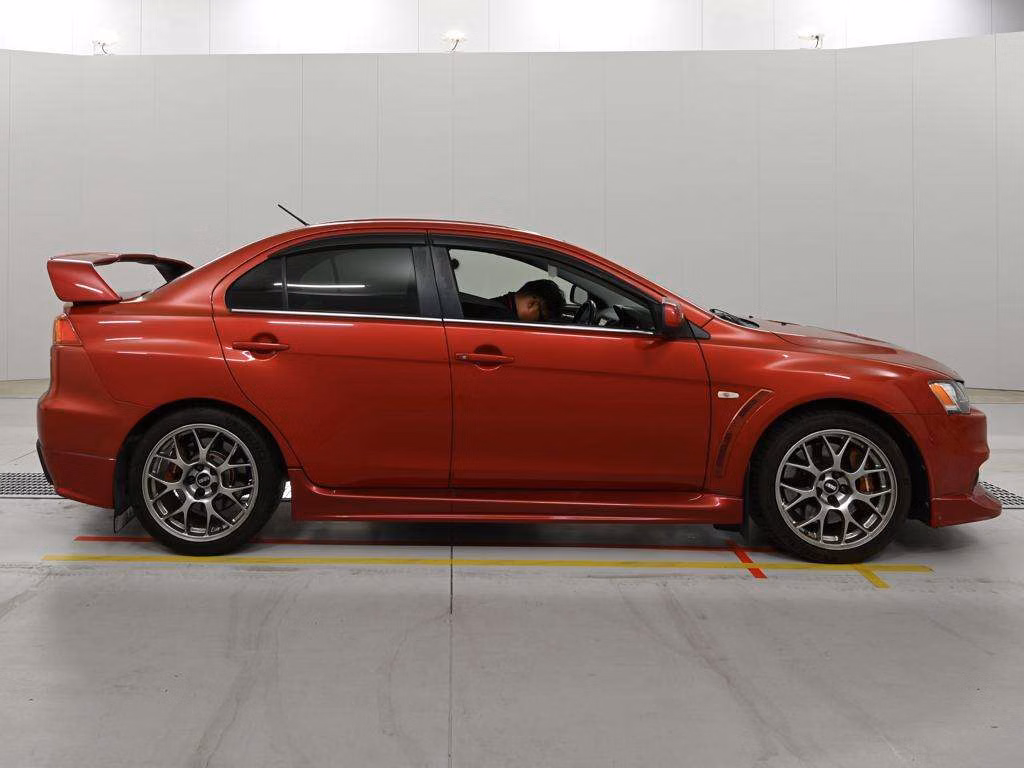 MITSUBISHI LANCER EVOLUTION