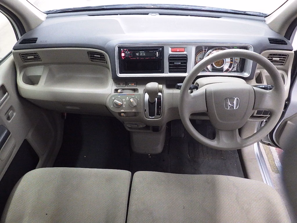 HONDA LIFE