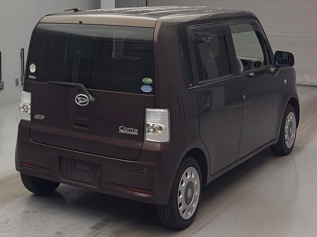 DAIHATSU MOVE CONTE