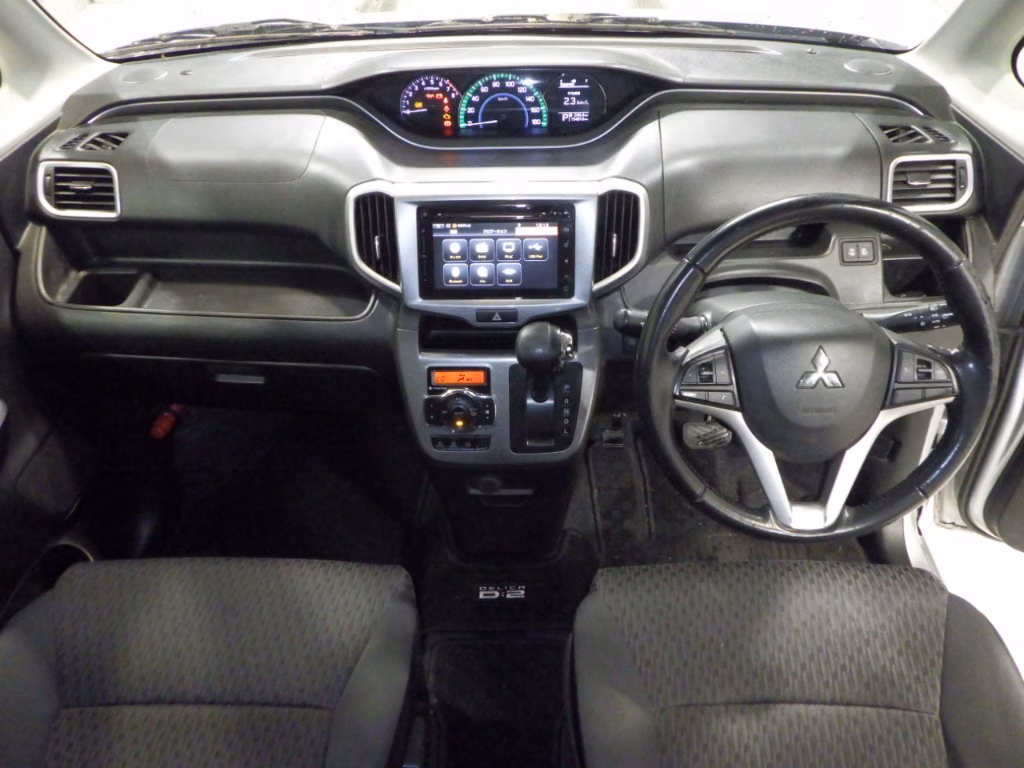 MITSUBISHI DELICA D:2