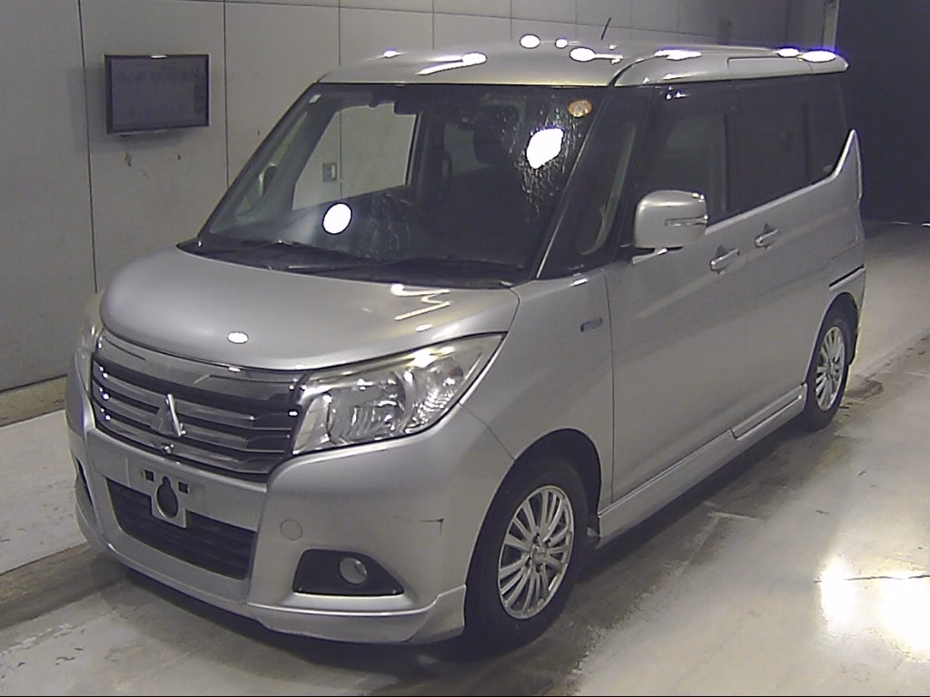 MITSUBISHI DELICA D:2